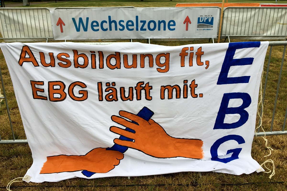 Banner EBG Halle beim Firmenlauf